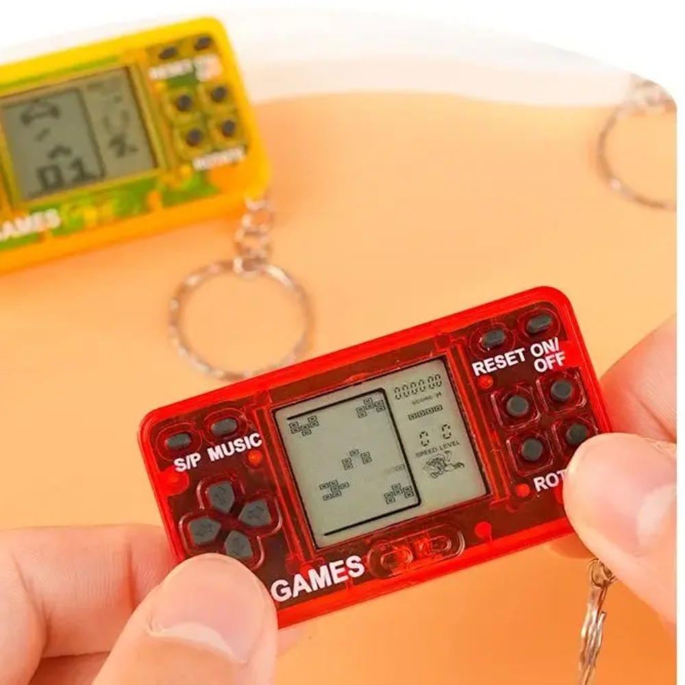 พวงกุญแจเครื่องเล่นเกมพกพาขนาด - Gaming Console Keychain บทวิจารณ์และราคา